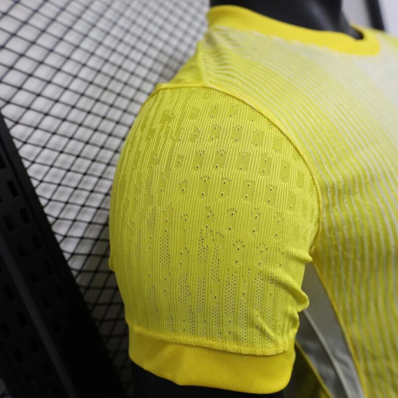 2025 Player Version France Goalkeeper Football Shirt 1:1 Thai Quality