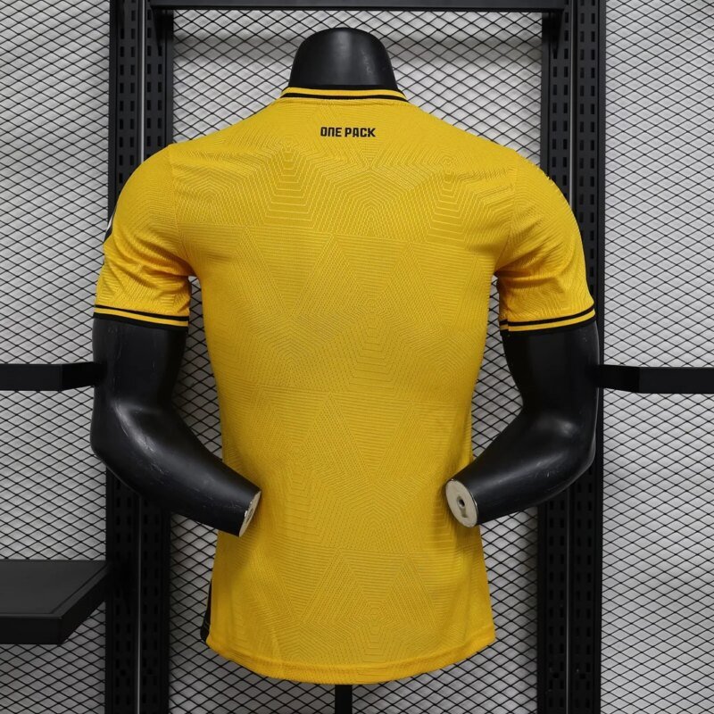 2024/2025 Player Version Wolverhampton Wanderers Home Football Shirt 1:1 Thai Quality