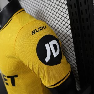2024/2025 Player Version Wolverhampton Wanderers Home Football Shirt 1:1 Thai Quality