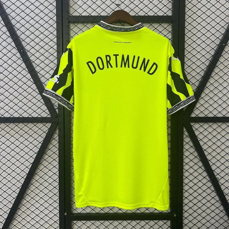 2025/2026 Dortmund Special Edition Fluorescent Green Football Shirt 1:1 Thai quality