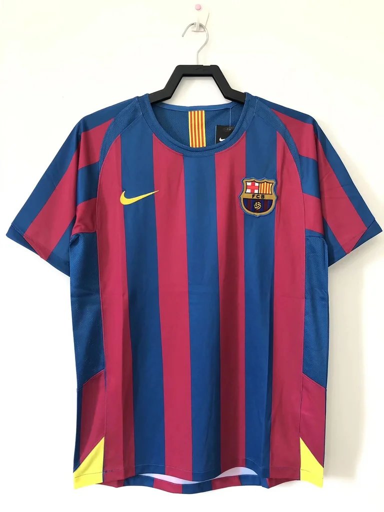 2005/2006 Retro Barcelona Home League Edition Football Shirt