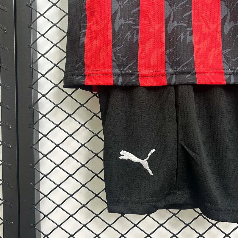2025/2026 AC Milan Home Football Shirt 1:1 Thai Quality Kids Size