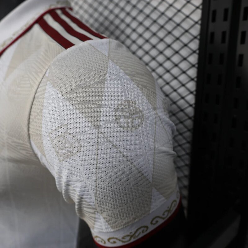 2025/2026 Player Version Bayern Munich Special Edition White Football Shirt 1:1 Thai Quality