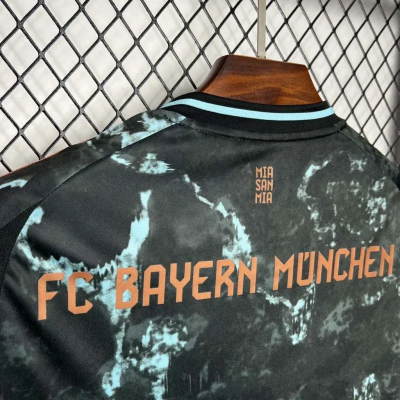 2024/2025 Bayern Munich Away Football Shirt 1:1 Thai Quality