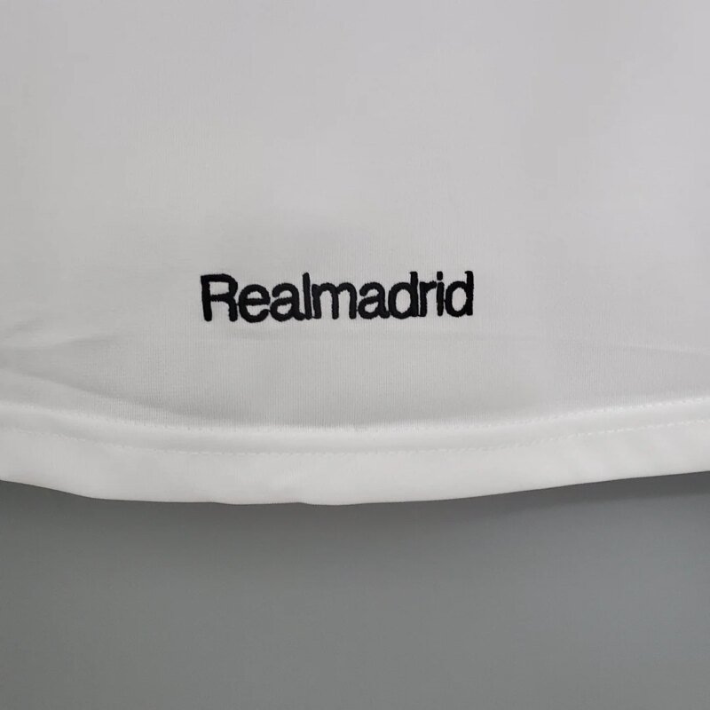 2005/2006 Retro Real Madrid Home Football Shirt 1:1 Thai Quality