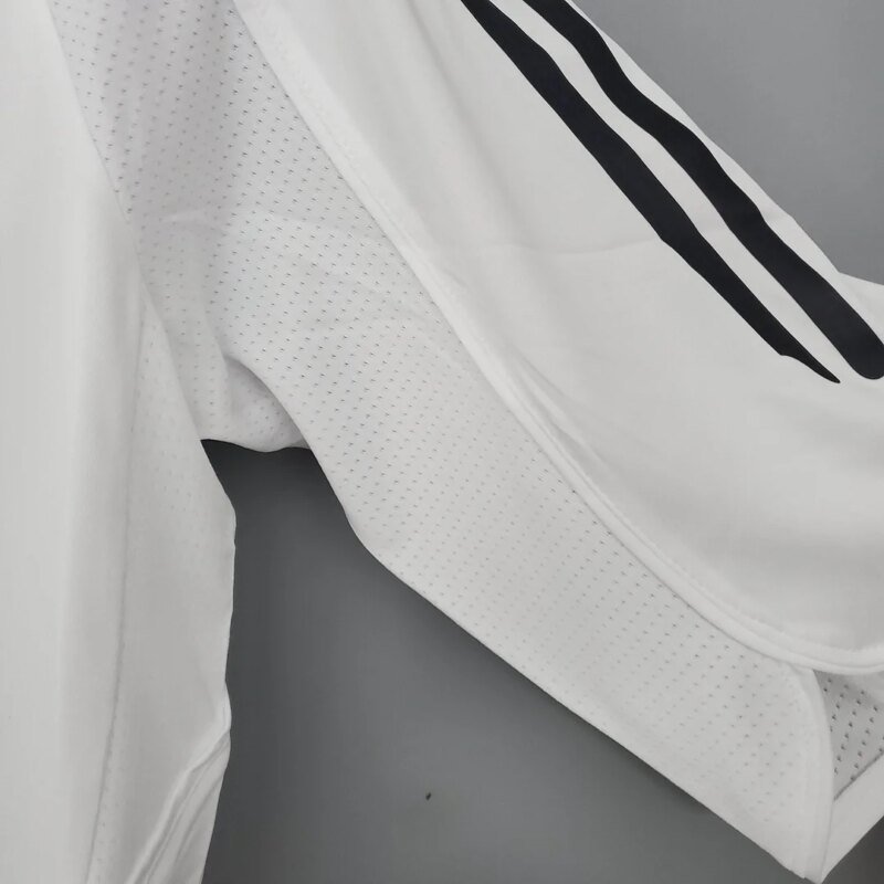 2005/2006 Retro Real Madrid Home Football Shirt 1:1 Thai Quality